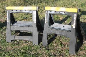 lot 92 image: SET OF STANLEY ADJUSTABLE FOLDING SAWHORSES