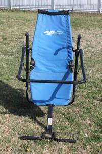 lot 102 image: AB LOUNGE 2 ABDOMINAL WORKOUT