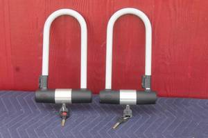 lot 150 image: TOTAL OF 2 BELL LOCKS WITH 2-KEYS PER LOCK