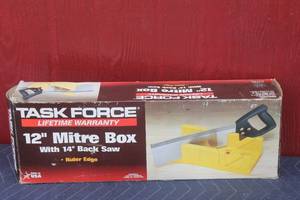 lot 151 image: TASK FORCE 12 MITRE BOX WITH 14 BACK SAW IN ORIGINAL BOX