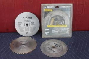 lot 163 image: TOTAL OF 4 ASSORTED BRAND 7 SAW BLADES  SEE PICS