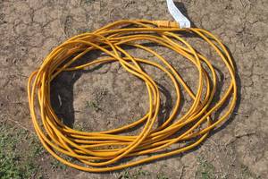 lot 192 image: LONG  YELLOW EXTENSION CORDS