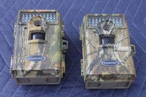 lot 206 image: TOTAL OF 2 MOULTRIE , MFH-DGS-M100