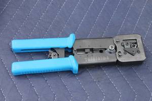 lot 216 image: CABLE WIRE CRIMPING TOOL