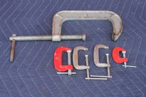 lot 256 image: TOTAL OF 5 C-CLAMPS , 1, 2 AND 6  SEE PICS