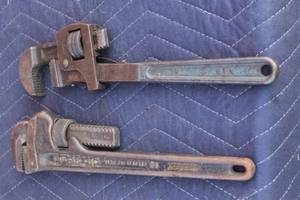 lot 259 image: RIDGID DROP FORGED 14 PIPE WRENCHES