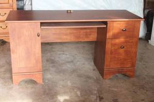 lot 355 image: WOOD 3-DRAWER  COMPUTER DESK , 59 12 X 23 12 X 30H