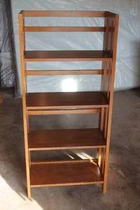lot 357 image: WOODEN 4-TIER FOLDAWAY BOOKCASE