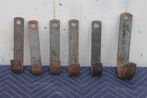 lot 306 image: TOTAL OF 6 VINTAGE BRACKETS 7 & 8
