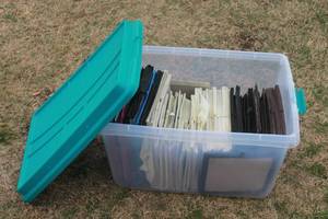 lot 321 image: TOTAL OF 50 PLUS ASSORTED COLORS  FOLDABLE FABRIC STORAGE CUBES ,HEFTY LIDDED TOTE INCLUDED