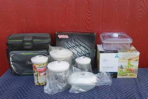 lot 437 image: MISC LOT , FRESH PREP SET, RIB RACK ,FOODSAVERS WITH LIDS  SEE PICS