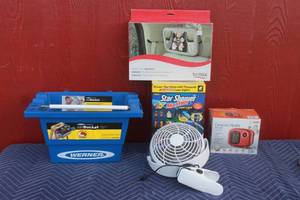 lot 440 image: TOTAL OF 5PC MISC LOT , WERNER JOB BUCKET, BRITAX BACK SEAT MIRROR ,SOLEIL CERAMIC HEATER , STAR SHOOTER, USB PORTABLE FAN