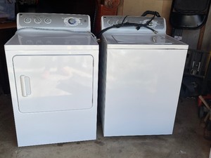 lot 419 image: GE WASHER WJRE5550K1WW  & GE DRYER DRSR495EG6WW