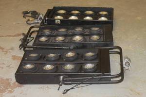 lot 131 image: 3 PROCAN 8 LIGHT MOLE WITH MOUNTING BRACKET&nbsp