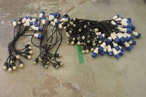 lot 133 image: LOT OF 40 WEATHERPROOF CONNECTORS ST-213-IP44