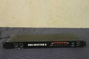 lot 19 image: DMX SPLITTER 8  POWER ON  NEED POWER ADAPTER  SEE PICS&nbsp