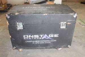 lot 165 image: ON STAGE ROADIE CASE ON CASTERS 44X24X34
