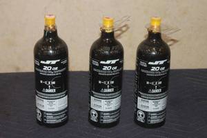 lot 180 image: 3 BOTTLES JT 2002 CO2&nbsp