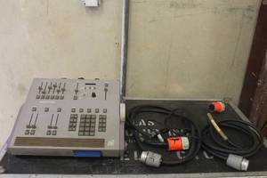 lot 201 image: ETC MICROVISION FX MODLE MVFX 032-DMX-OOO-C WITH PHILLIPS CONSUMER MONITOR IN CASENO POWER