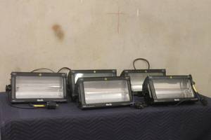 lot 154 image: 5 MARTIN ATOMIC 3000 DMX SOME MISSING PLUGS