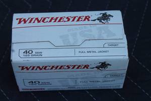 lot 17 image: WINCHESTER .40 S&W 165 GRAIN 100 ROUND FULL METAL JACKET AMMUNITION