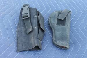 lot 71 image: TOTAL OF 2 NYLON HOLSTERS