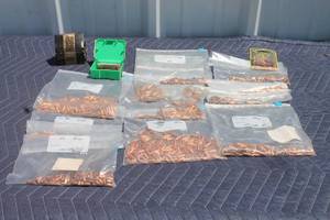 lot 99 image: GENEROUS AMOUNT OF ASSORTED RIFLE BULLETS  SEE PICS
