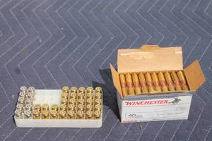 lot 128 image: LOT OF ASSORTED BRAND .40 AMMUNITION  SEE PICS
