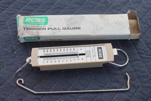 lot 150 image: RCBS TRIGGER PULL GAUGE IN ORIGINAL BOX