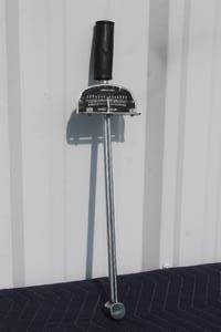 lot 27 image: VINTAGE TORQUE WRENCH&nbsp