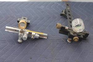lot 76 image: TOTAL OF 2 ARCHERY CROSS BOW&nbsp SIGHTS