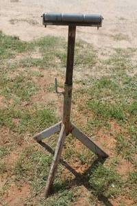 lot 121 image: ROLLER STAND&nbsp