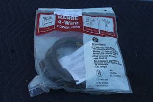 lot 142 image: GE APPLIANCE RANGE 4 WIRE POWERCORD&nbsp No WX9X35