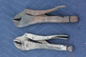 lot 144 image: TOTAL OF 2 VISE GRIPS , 9&nbsp