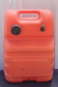 lot 178 image: ATTWOOD 6-GALLON PORTABLE MARINE FUEL TANK&nbsp