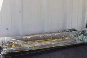 lot 184 image: LOT OF EVERBILT INDOOR FOAM COVERED FOR WATER INDOOR ( TOTAL OF 7PC)&nbsp