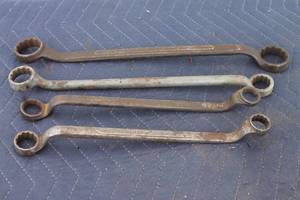lot 185 image: TOTAL OF 4 VINTAGE DOUBLE ENDED OFF SET BOX WRENCHES , 12 - 16&nbsp