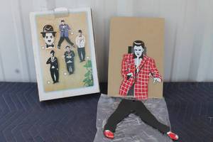 lot 187 image: VINTAGE PENDULUM ELVIS CLOCK IN ORIGINAL BOX&nbsp