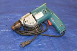 lot 43 image: CHICAGO ELECTRIC 38 VSR DRILL , No,348