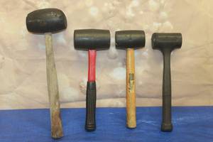 lot 85 image: TOTAL OF 4 ASSORTED BRAND MALLET HAMMERS&nbsp