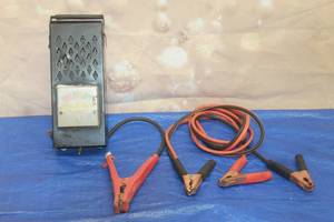 lot 92 image: BATTERY ANALYSIS METER READER WITH REPLACEMENT CABLES  SEE PICS&nbsp