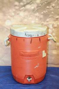 lot 115 image: RUBBERMAID 5-GALLON WATER COOLER&nbsp