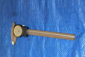 lot 154 image: BROWN &amp SHARPE 599-579-2 STAINLESS STEEL TEMPERED CALIPER&nbsp (.001) , 9L&nbsp