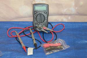 lot 159 image: BOSCH FIX 7665 DIGITAL MULTIMETER&nbsp