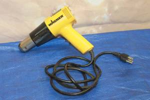 lot 197 image: WAGNER HT1000 HEAT GUN&nbsp
