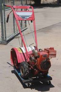 lot 224 image: TROY-BUILT JUNIOR&nbsp TILLER&nbsp  FURNITURE DOLLY NOT INCLUDED&nbsp