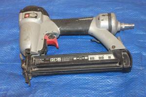 lot 276 image: PORTER CABLE BN138 TYPE 1&nbsp 18GA BRAD NAILER&nbsp