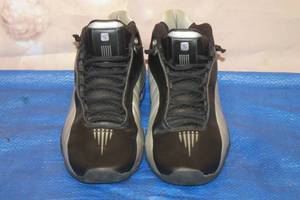 lot 325 image: NIKE SHOX BB4 RETRO OG BLACK &amp SILVER SHOES , SIZE 9&nbsp
