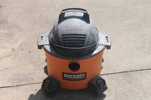 lot 341 image: RIDGID&nbsp 6 GALLON WETDRY VAC WD06701&nbsp