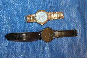 lot 348 image: TOTAL OF 2- GENEVA QUARTZ WATCHES , GOLD TONE &amp LEATHER BAND&nbsp